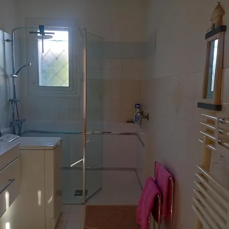 شقة T2 Rez De Jardin Proximite Et Centre