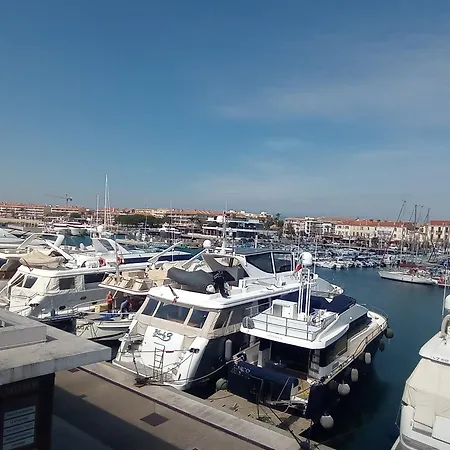 T2 Rez De Jardin Proximite Et Centre * Saint-Raphaël