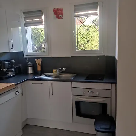 T2 Rez De Jardin Proximite Et Centre Apartment Saint-Raphael (Var)