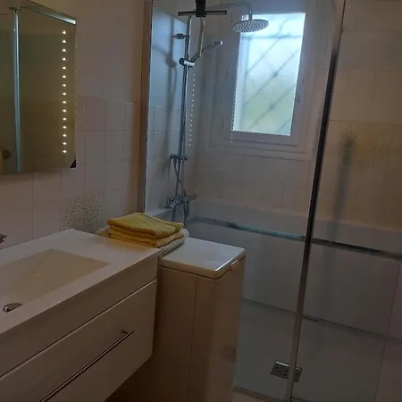 T2 Rez De Jardin Proximite Et Centre Apartment Saint-Raphael (Var)