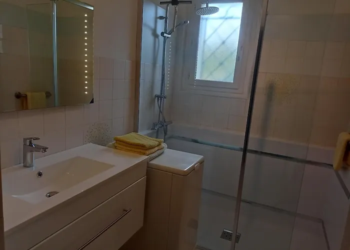 T2 Rez De Jardin Proximite Et Centre Apartment Saint-Raphael (Var)